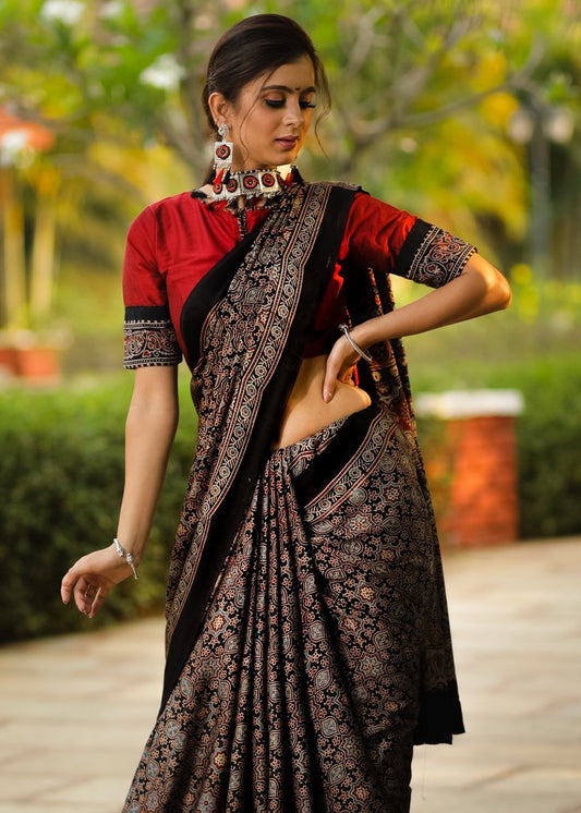 EXCLUSIVE BLACK COLOR AJRAKH SAREE